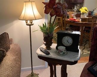 MARBLE TOP TABLE, WIND UP MANTLE CLOCK