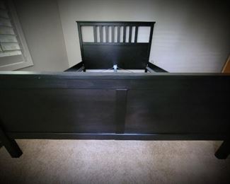 Queen Bed, BIN  $115 or Bid#25