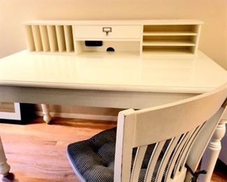 3pc white work station,  BIN $175 or Bid#17