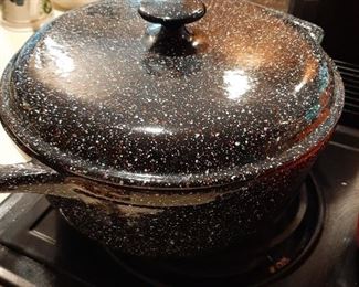 John Wright Cast Iron Dutch Oven