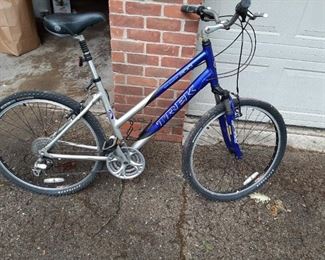 Trek girls bike