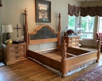 Thomasville King bedroom furniture