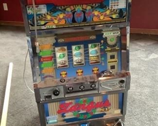 Tangus slot machine