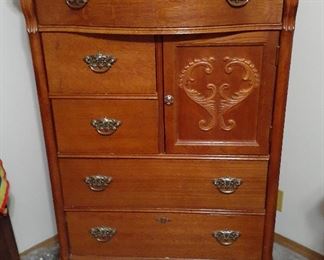 Chest of drawers, part of 4 piece Lexington king bedroom set