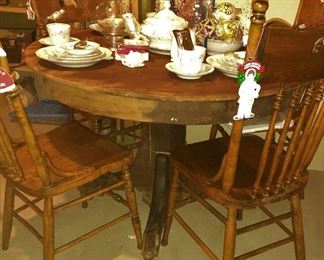 Antique oak table, 4 chairs