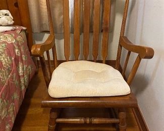 Maple rocking chair 