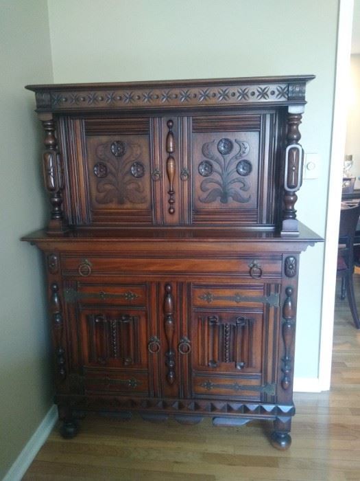 Early 20th Century Antique Bar Chest