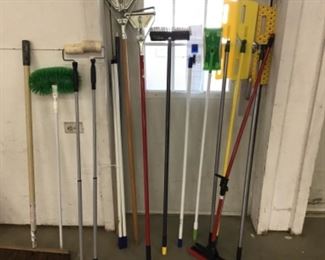 Miscellaneous cleaning items