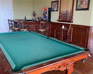 Great looking regulation pool table and was used in a movie “The Great Escape”