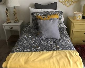 Pair of twin beds, bedding