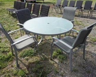 1204	GLASS TOP PATIO TABLE W/4 CHAIRS
