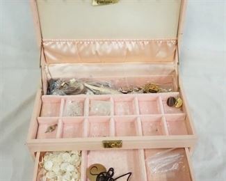 1288	VINTAGE JEWELRY BOX, CONTAINS MISC JEWELRY & PARTS
