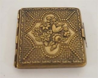 1077	VICTORIAN HINGED STAMP CARRIER MARKED ALEXANDRA ON CLASP
