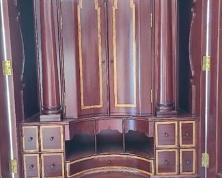 14.) Detail of interior.