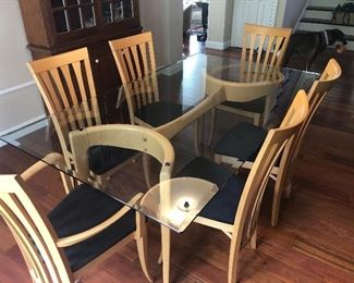 Z Gallery Dining Set