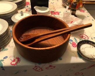 Wooden salad bowl and serving pieces