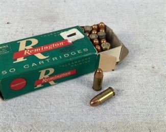 Mfg - (50) Remington
Model - 71gr 32 Automatic Ammo
Located in Chattanooga, TN
Condition - 1 - New
This lot contains a 50 count box of Remington 71 grain 32 Auto ammo, ideal for range purposes.