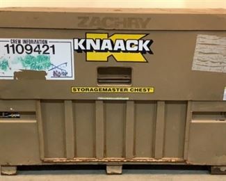 Located in: Chattanooga, TN
MFG Knaack
Model 91
Ser# 1529512315
Storagemaster Chest
Size (WDH) 72 1/2"W X 30 1/2"D X 50 1/2"H
*Missing Shocks*
*Sold As Is Where Is*
