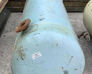 Located in: Chattanooga, TN
MFG Brunner ENG
Air Tank
Size (WDH) 109-1/2"Hx36-1/2" Dia
125PSI
*Sold As Is Where Is*