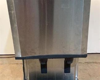7 Image(s)
Located in: Chattanooga, TN
MFG Scotsman
Model HID540W-1A
Ser# 15061320014978
Power (V-A-W-P) 115V, 9A, 60Hz, Single Phase
Ice Machine & Dispenser
Size (WDH) 21"Wx23"Dx41-1/4"H
Per Consigner: Ice-Making Part Has Been Removed
**Sold As Is Where Is**

SKU: A-3
Powers On- Unable to Test For Ice