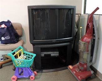 SONY TV AND STAND 