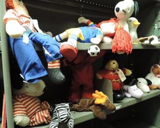 VINTAGE STUFFED ANIMALS