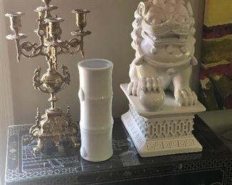 Monumental foo dog lamps and Asian porcelains
