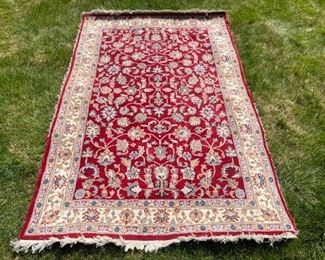 4' x 6' Indian oriental rug