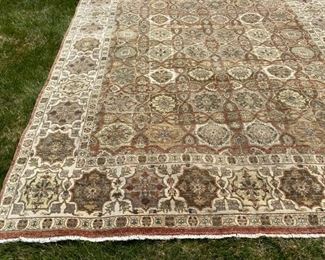 Lot#27   $650.00     8' x 10' Indian rug some sun fading