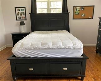 Lot#58  $700.00 Queen Bedroom suite including 2 dressers, queen bed frame (no mattress) and night stand.