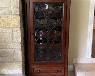 Lot #85 $250.00 Wine cabinet  - needs door magnet 