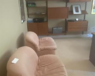 PAIR OF 1970'S UPHOLSTERED SWIVEL CHAIRS