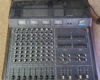 Fender 8 Channel Powered Mixer 3208