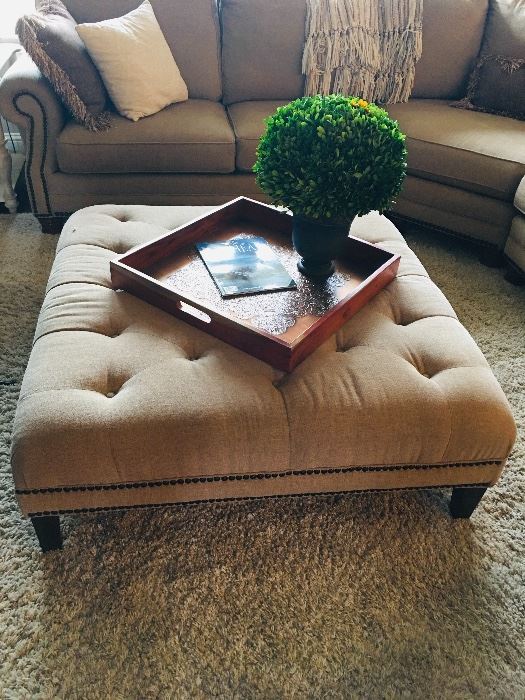 Tufted Ottoman 