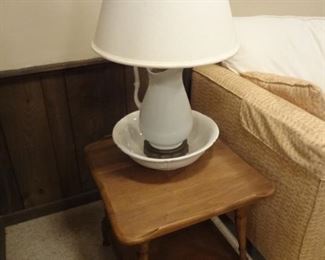 Pine Table With Lamp