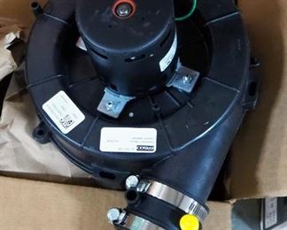 Draft Inducer Assemblies (4), Source Index Assembly And 1/3 HP 1075 RPM 115VAC Evaporator Motor, See Images For More Details