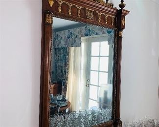 Kindel furniture co ornate fancy mirror !