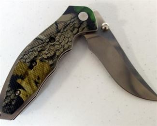 Buck Folding Knife #3078 Kalinga, With Camo Nylon Sheath, New