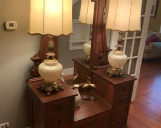 Ornate Dresser With Lamp Stands & Vintage Lamps