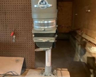 DeJur Versatile Photo Enlarger