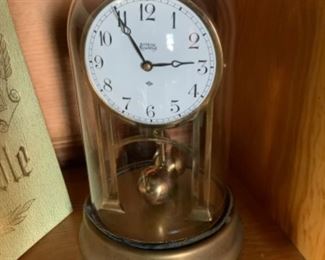 Tiffany Neverwind Anniversary Clock