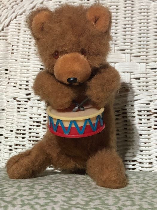 Vintage wind up teddy bear 