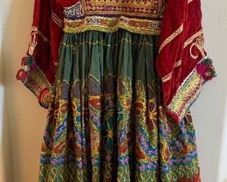 Kuchi/ Pashtun tribal dress ( Afghanistan/N. W. Pakistan) 
