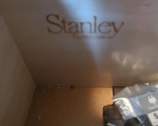 Stanley Furniture 3 piece bookshelf 2/2