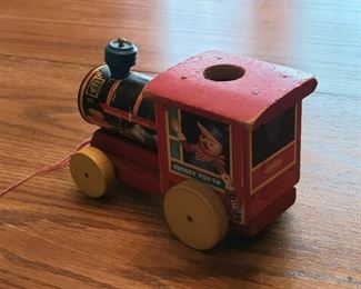 Vintage Fisher-Price "Chuggy Pop-Up" train toy 1/2