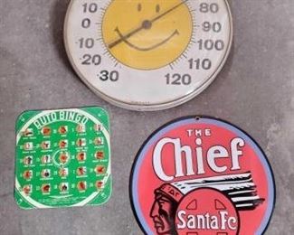 2144	
Smiley Face Thermometer, Auto BINGO, and "The Chief" Sign
Measurements Include 13"×13", 10"×10"