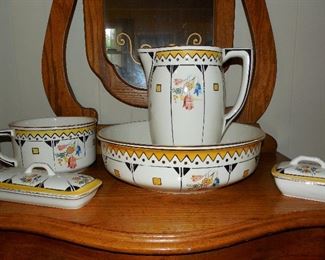 Boch Made in Belgium Pitcher Basin Set