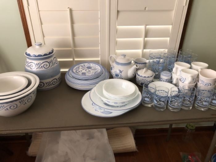 Vintage Corelle dishes