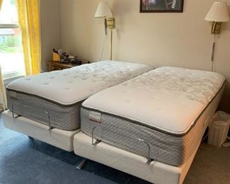 #7	2 twin made in to king adjustable Sealy Posturepedic Fergus Fall T12 mattress set 	 $300.00 
