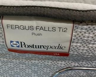 #7	2 twin made in to king adjustable Sealy Posturepedic Fergus Fall T12 mattress set 	 $300.00 

